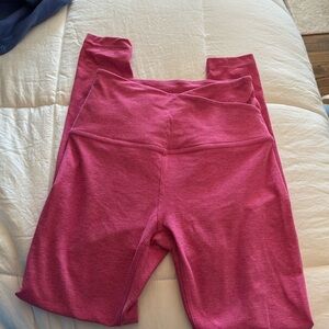 Beyond yoga cross front leggings